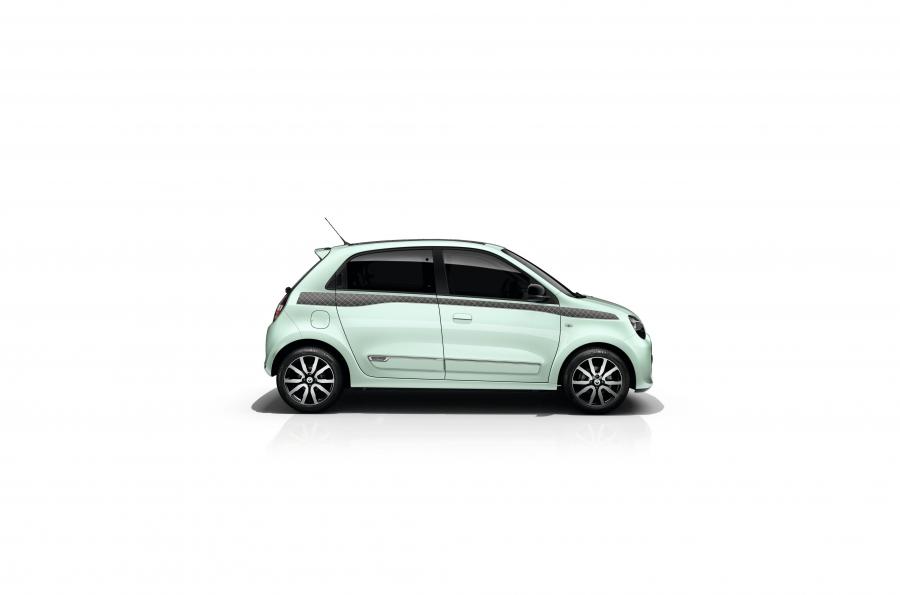  Renault Twingo La Parisienne 2017 года  (фото 2 из 9)